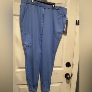 Grey's Anatomy by Barco jogger scrub pants in ceil blue #scrubs #medical